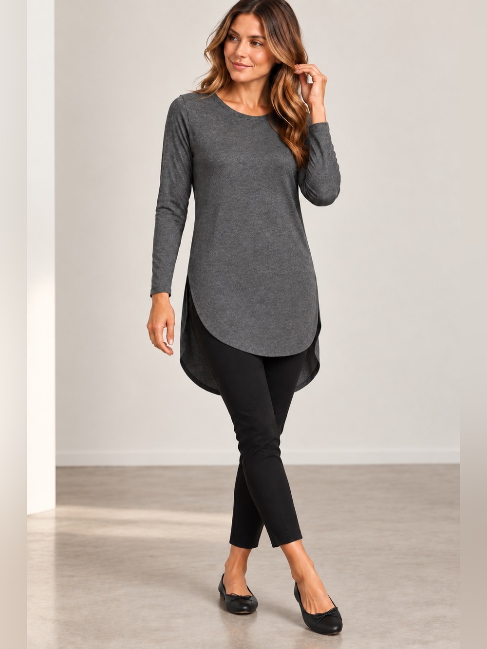 Ayrtight Heathered Grey Tunic Tee Size Medium